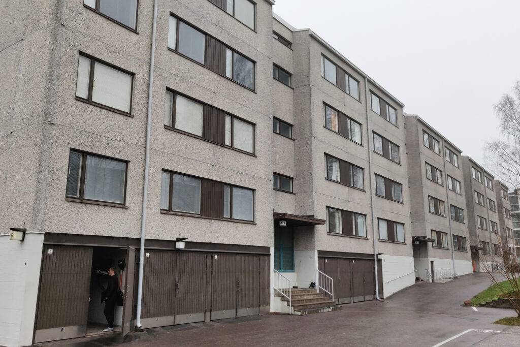 Korjausrakentamisen referenssi: As Oy Vähäntuvantie 5, linjasaneeraus